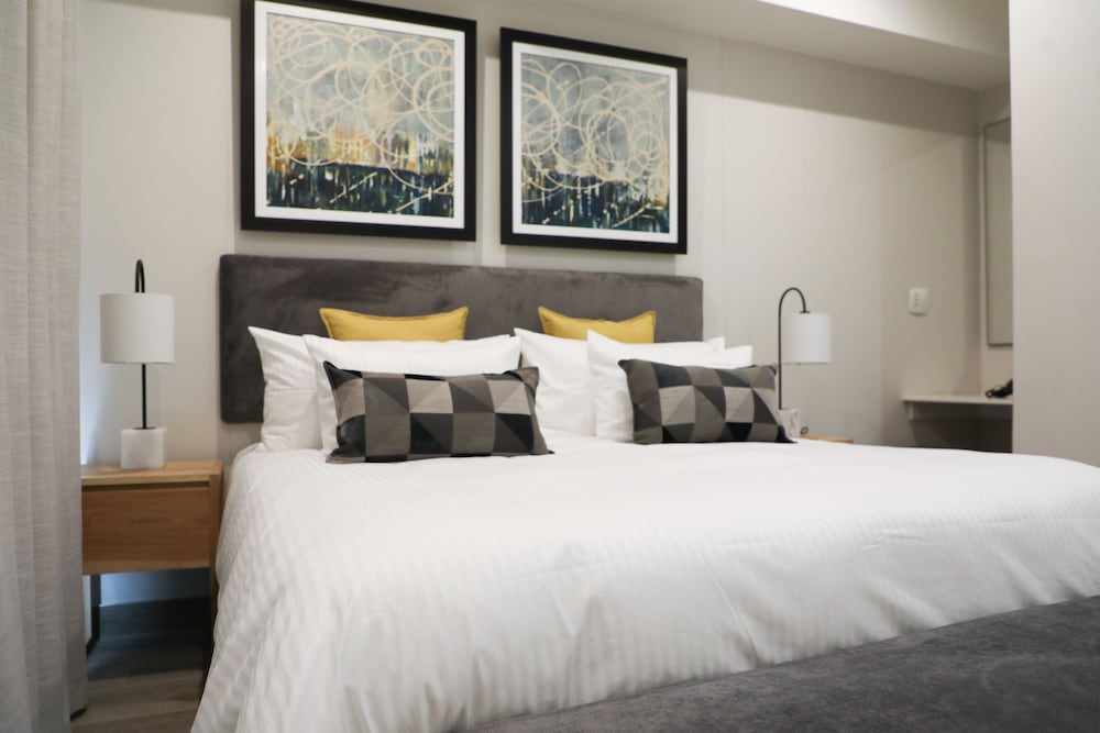 The Regency Apartment Hotel Menlyn 14/40