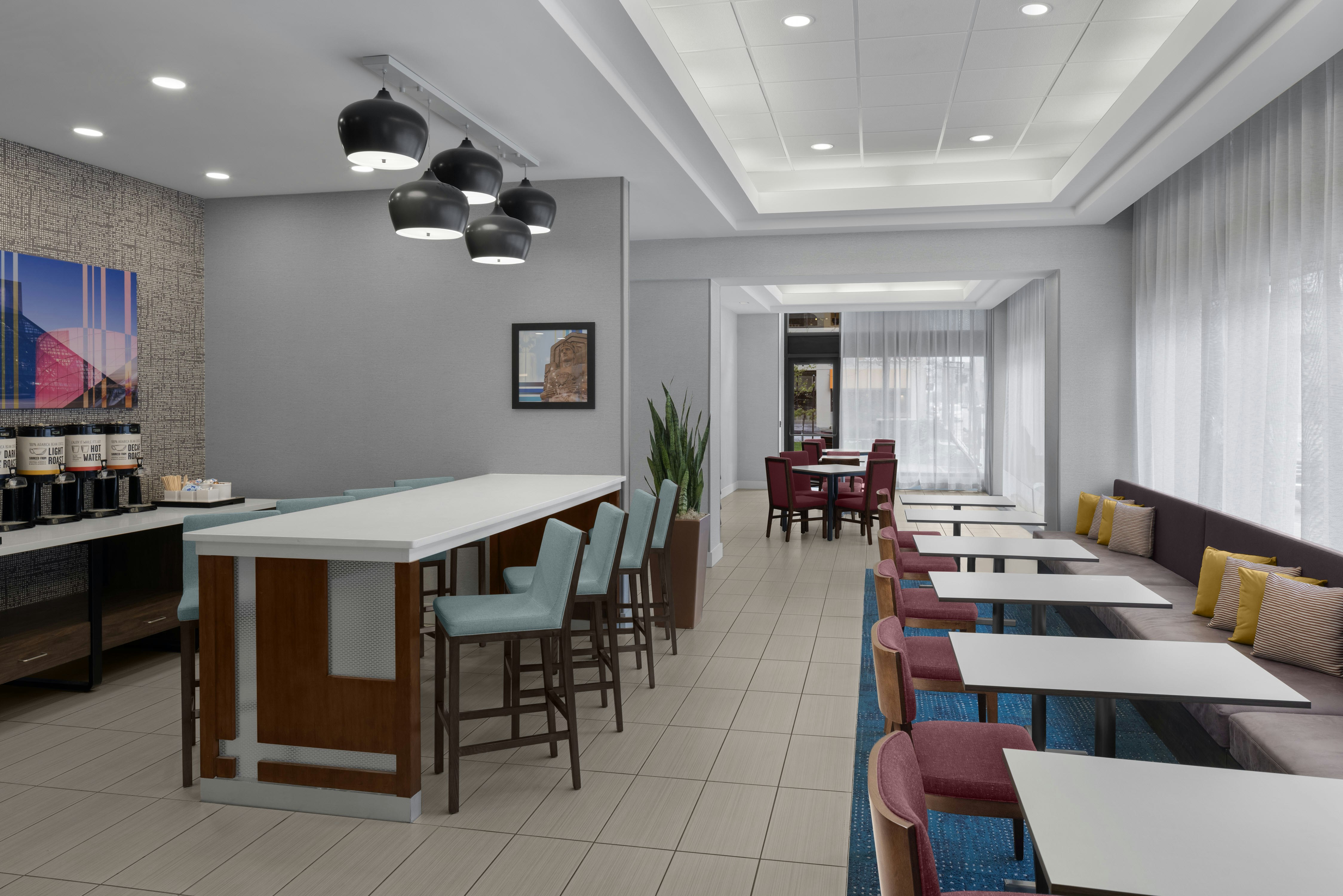 Hampton Inn Cleveland Downtown 28/44