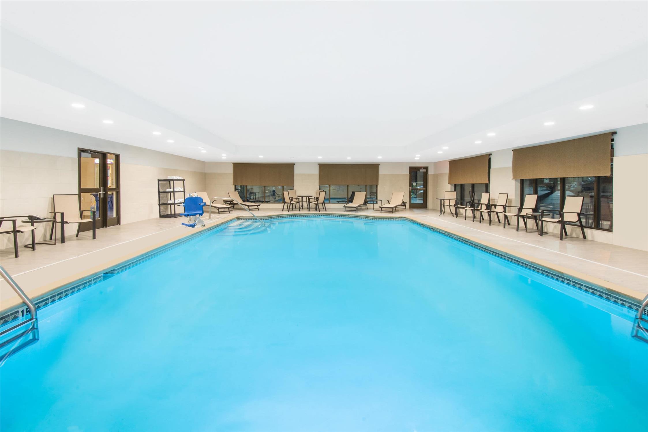 Wingate By Wyndham Niagara Falls 21/37