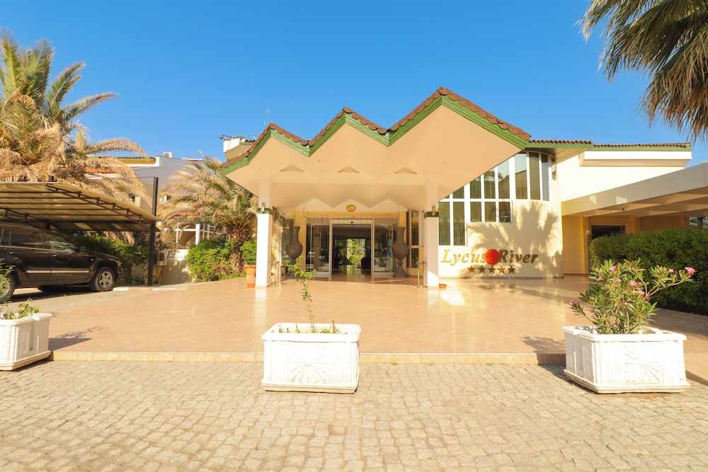 Lycus River Thermal Hotel 43/50