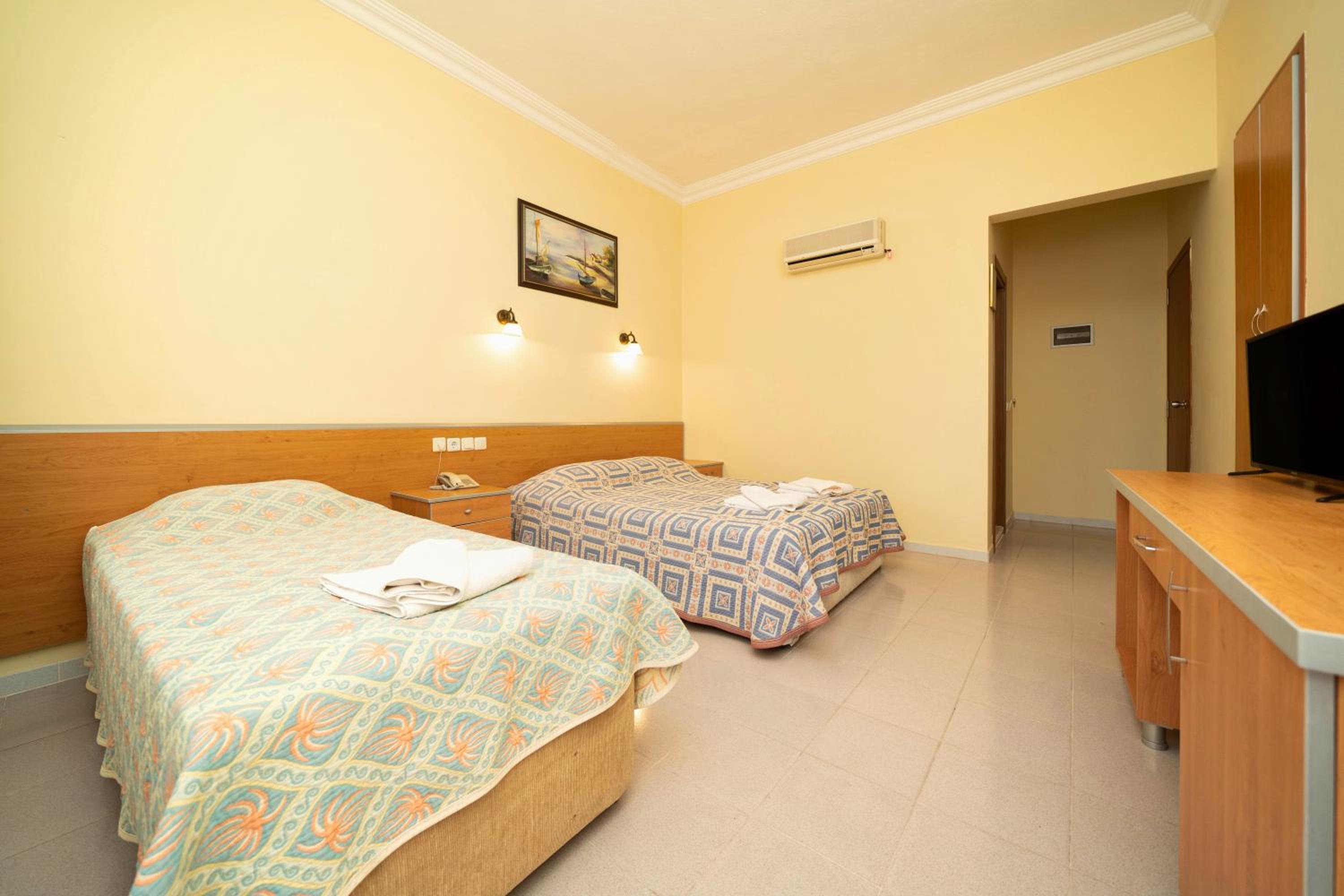 غرفة قياسية ثلاثية بسرير فردي، Hotel Imparator 3/6