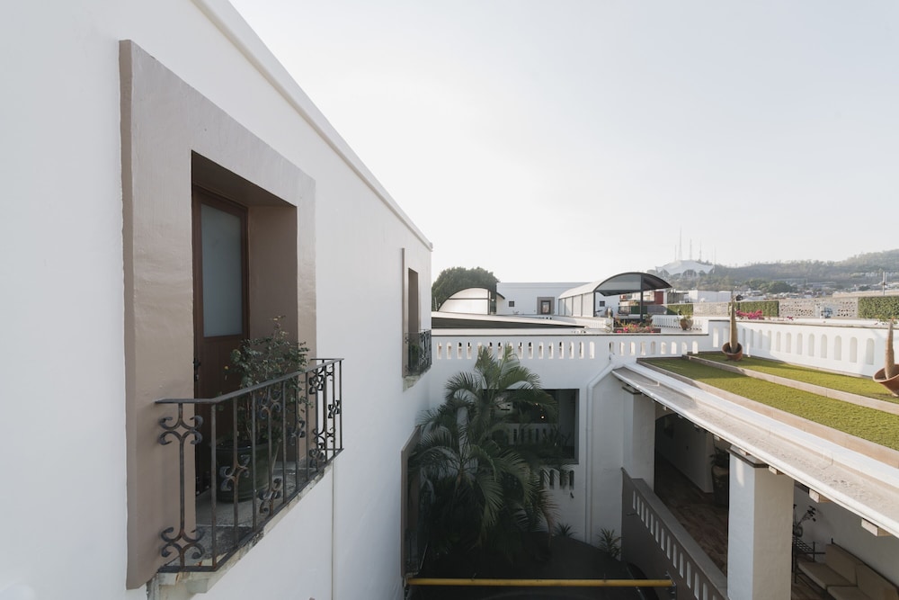 Hotel Casa Antigua 5/69