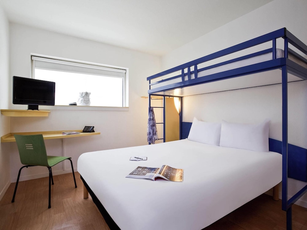 Ibis Budget Paris Porte De Montreuil 19/57