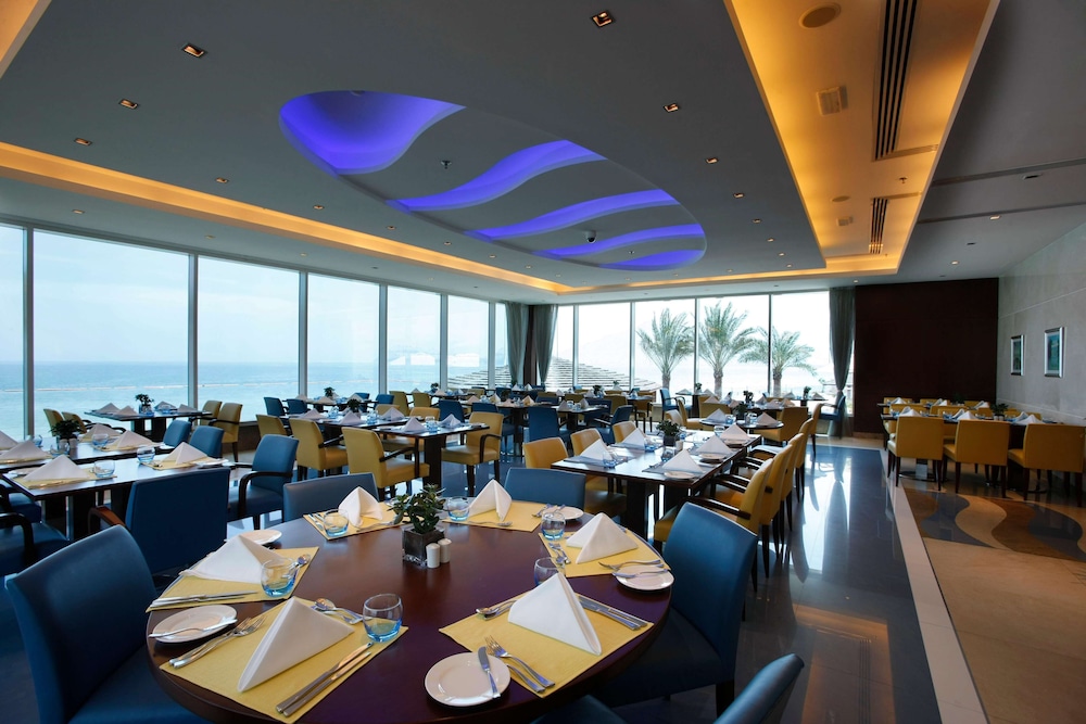 Oceanic Khorfakkan Resort And Spa 58/76