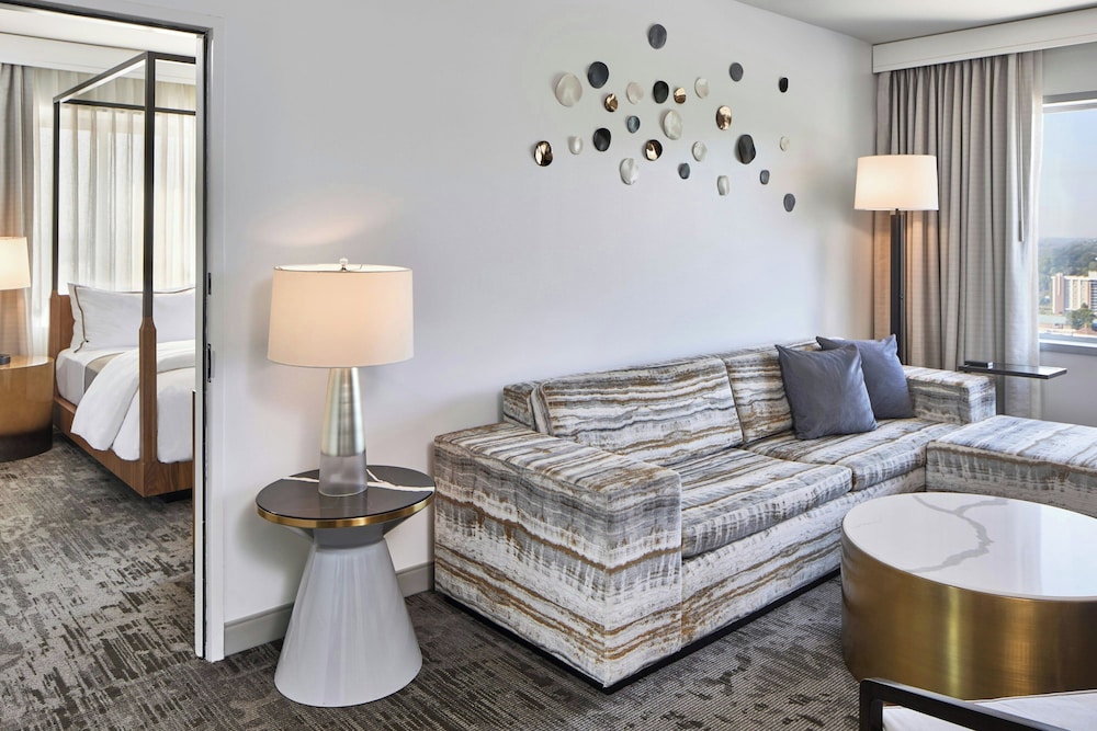 The Westin Charlotte 45/67
