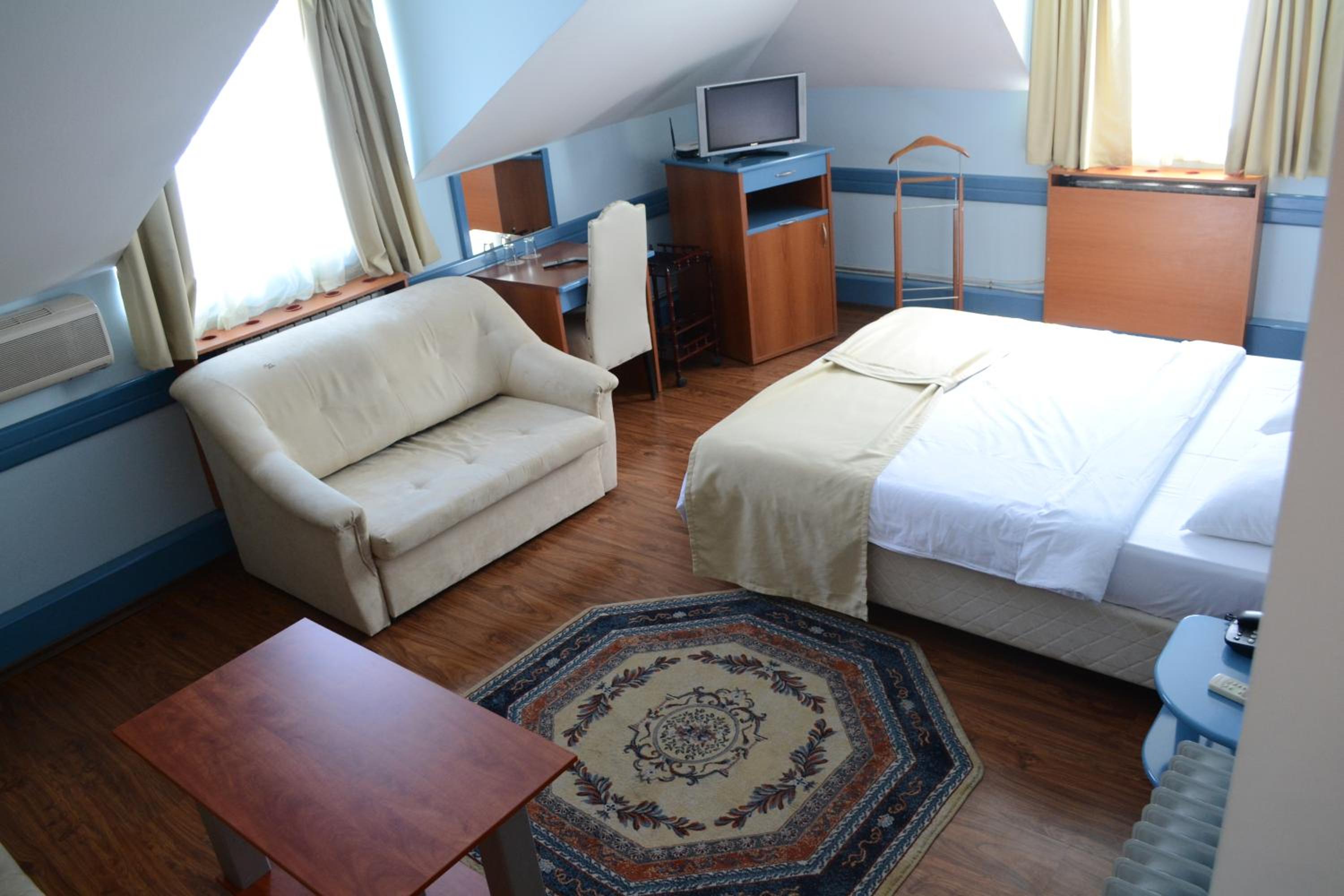 Hotel Tomce Sofka 27/48
