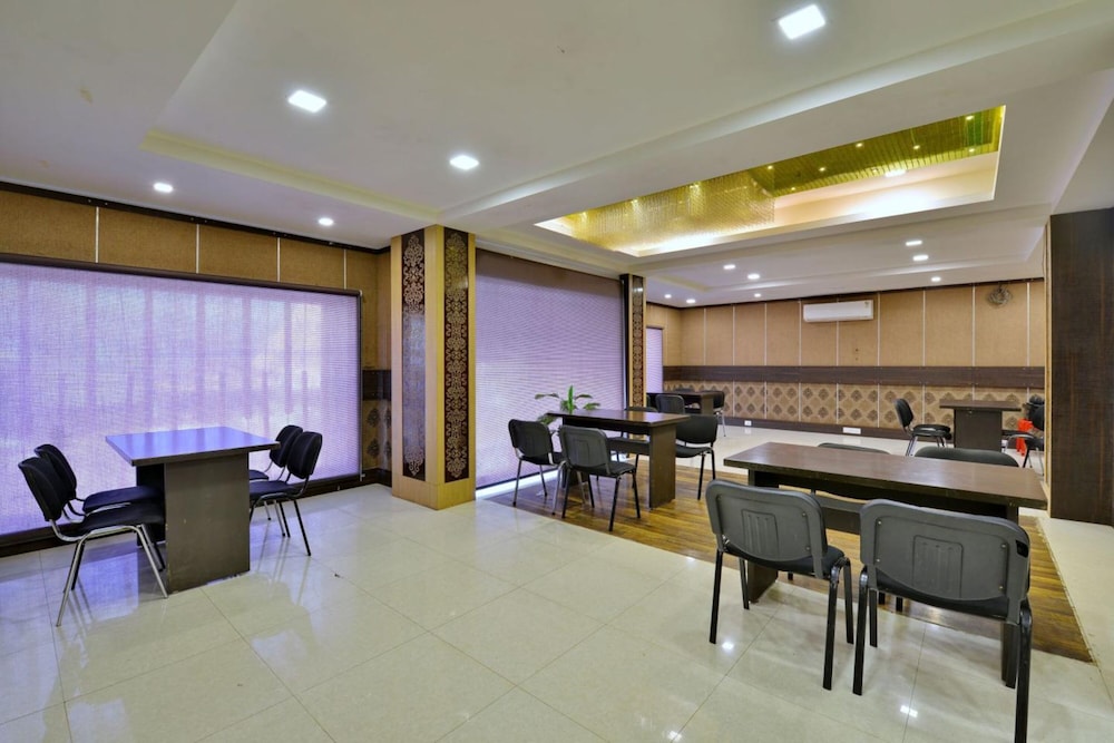 Hotel Samrat 40/45
