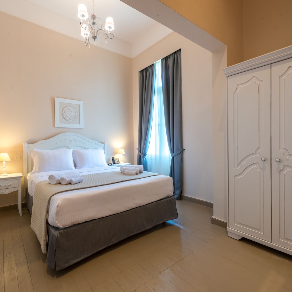 Palladian Home 25/71