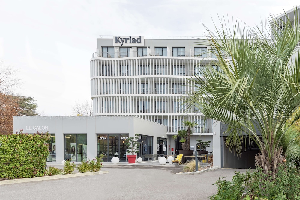 Kyriad Lyon Ouest Limonest 2/55