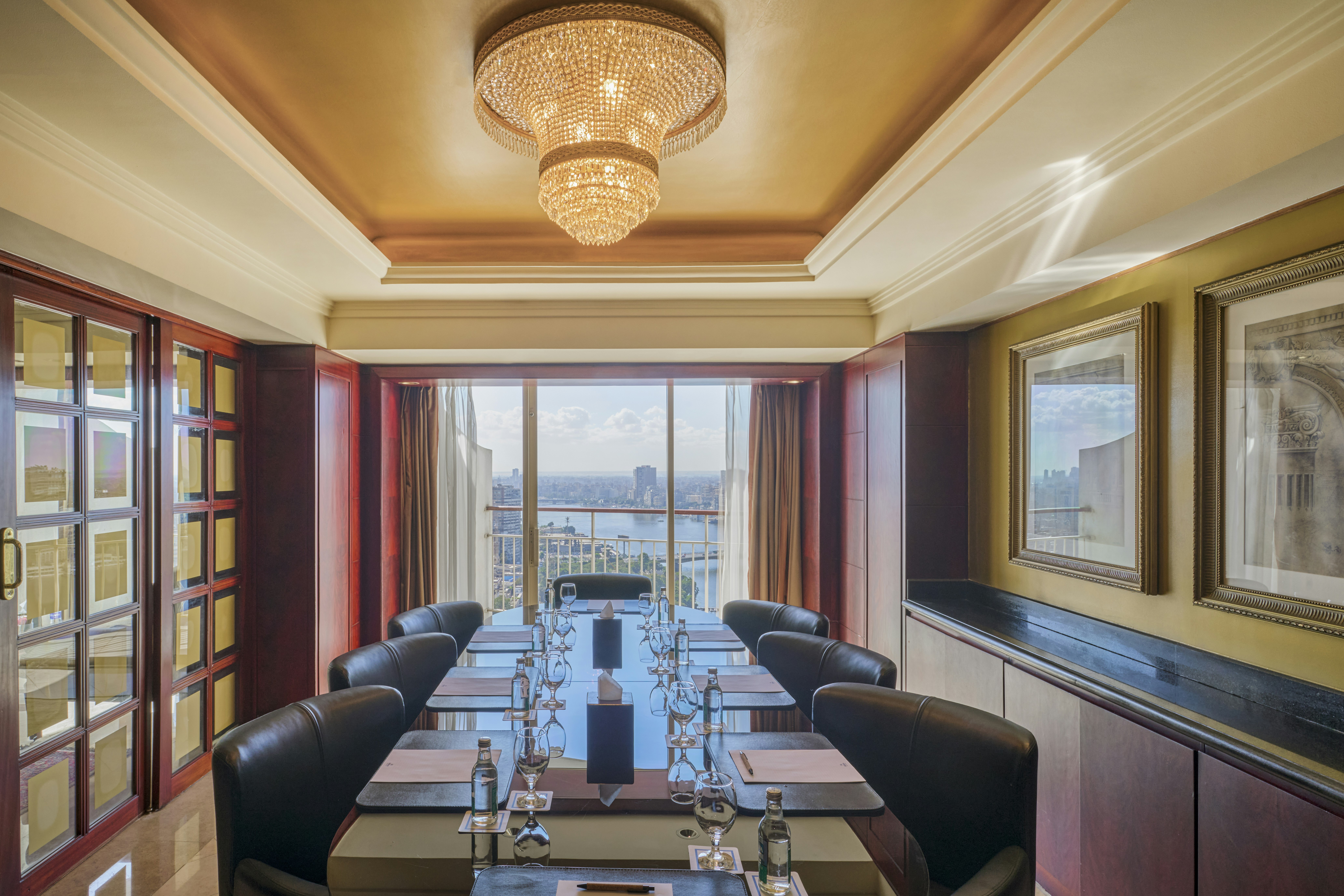 Hilton Cairo Grand Nile 38/50