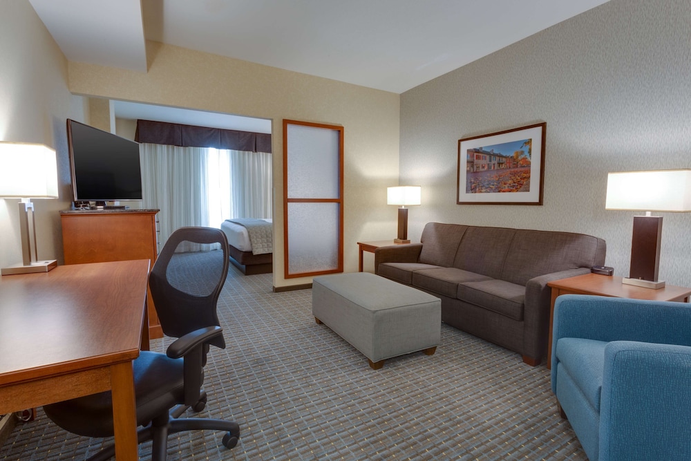 Drury Plaza Hotel St. Louis St. Charles 27/38