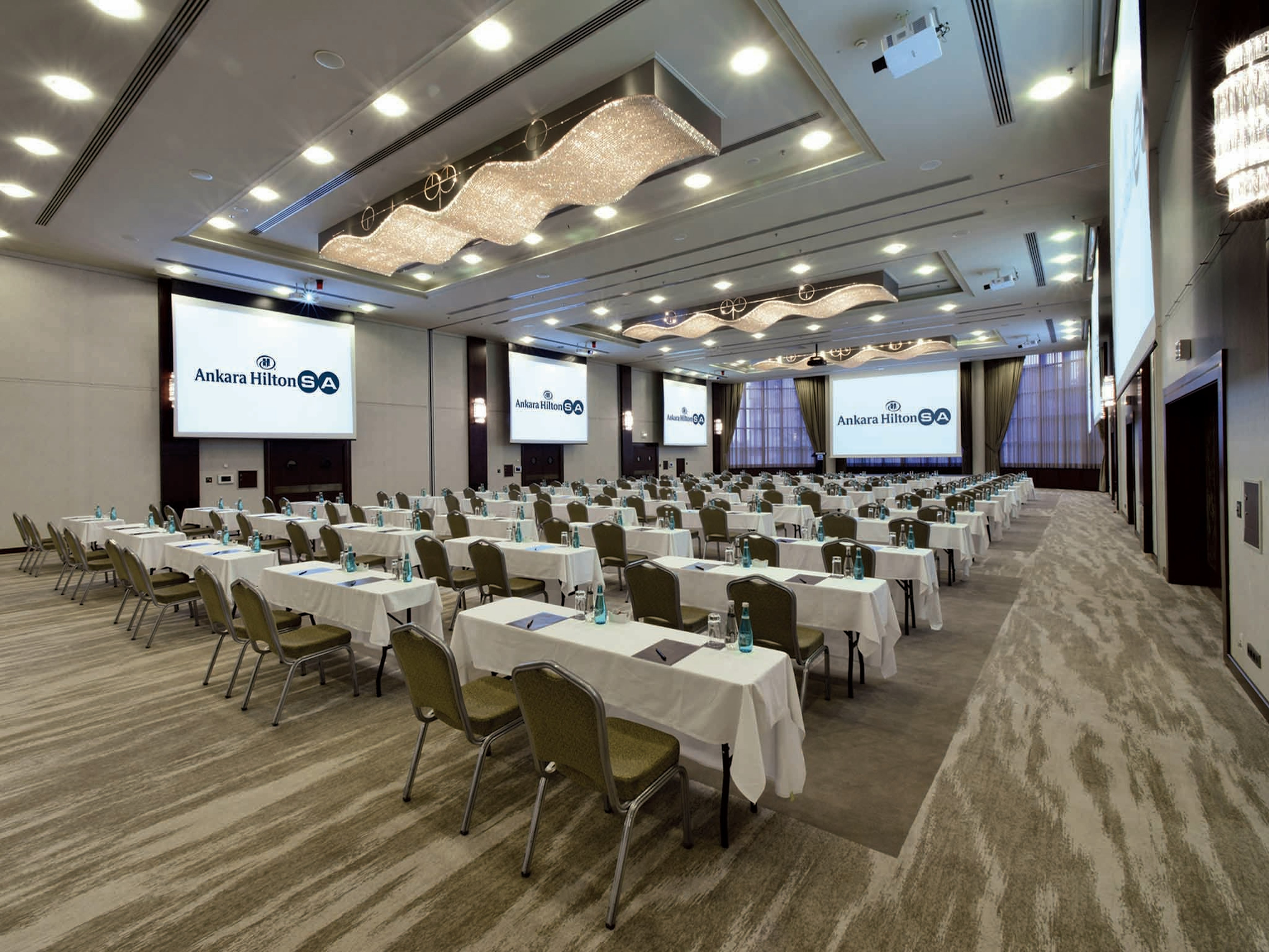 Ankara Hilton SA 43/50