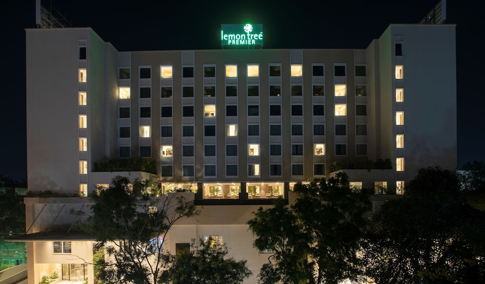 Lemon Tree Premier City Center Pune 1/50