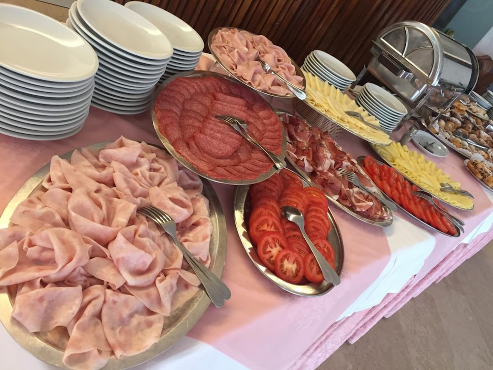 HOTEL BEAU RIVAGE PINETA 24/54