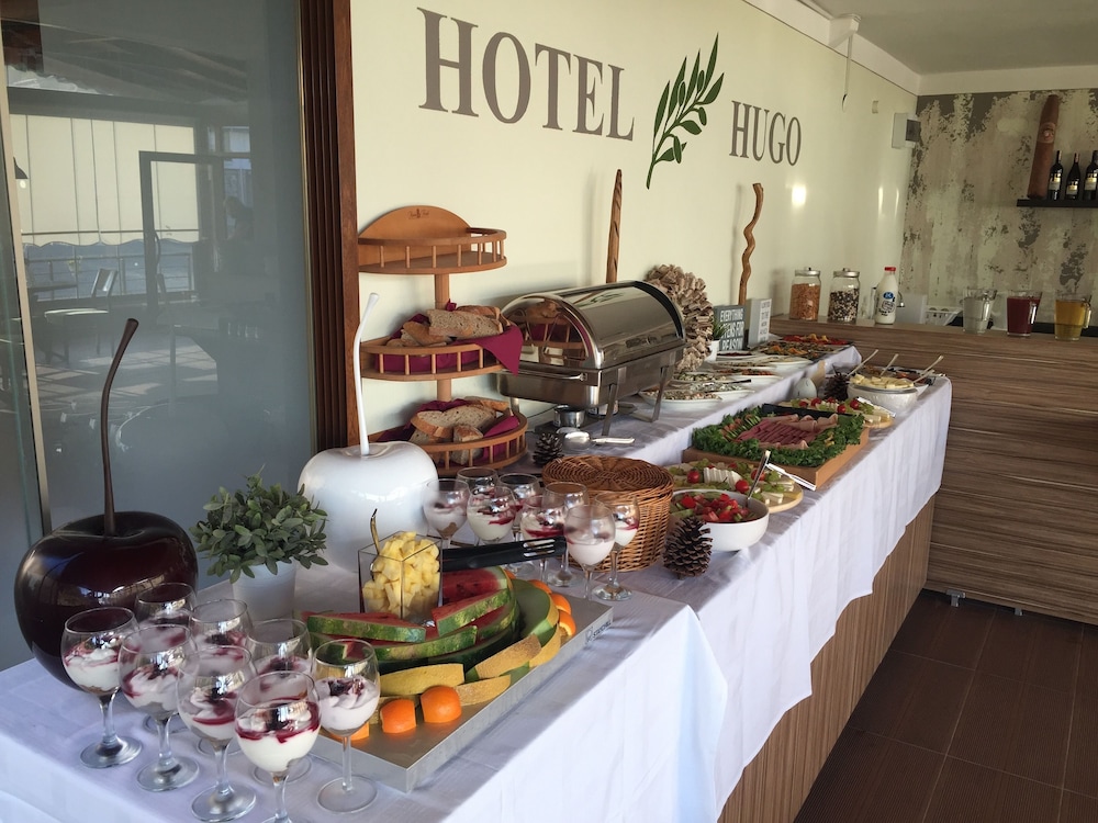 Hotel Hugo 19/35