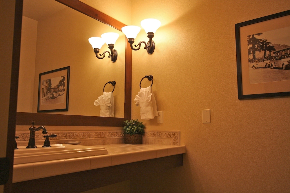 Homestead Resort 34/38