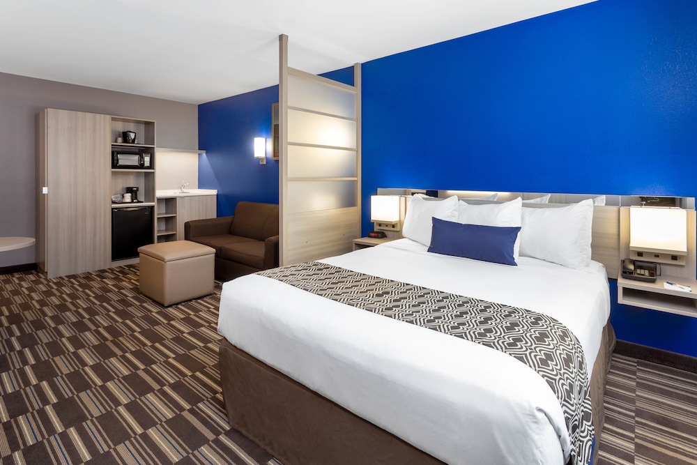 Microtel Inn And Suites Bethel 6/28