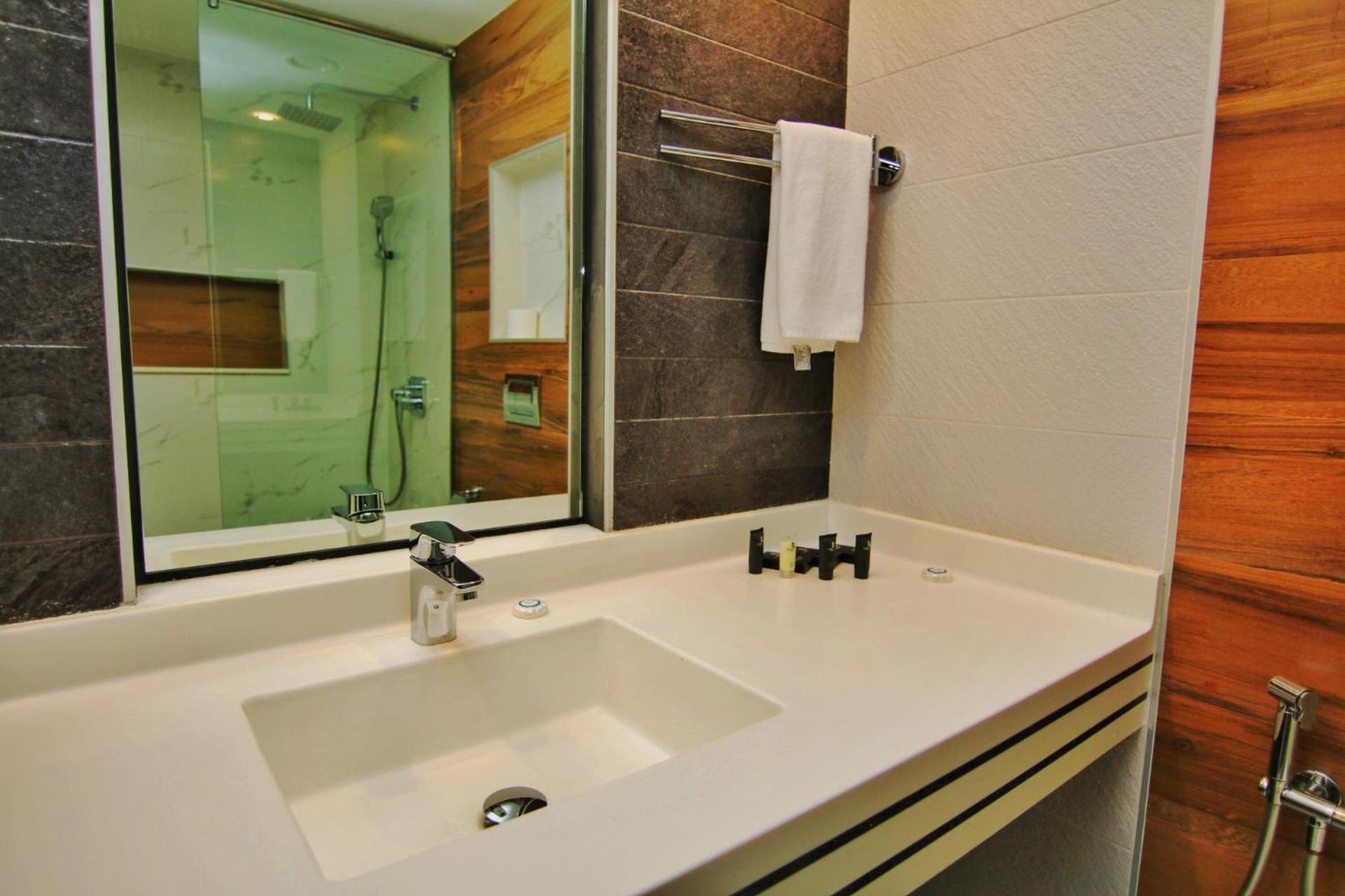 غرفة قياسية بسرير مزدوج، Muscat Gate Hotel 4/6