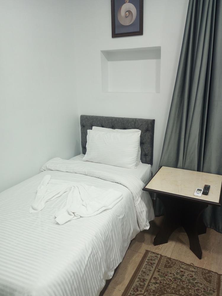 New Panorama Hotel 14/50