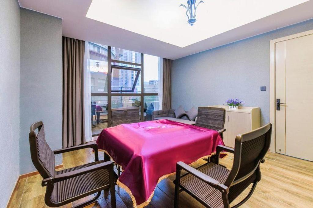 Lavande Hotel (Chongqing Nanping Pedestrian Street Wanda Plaza) 33/45