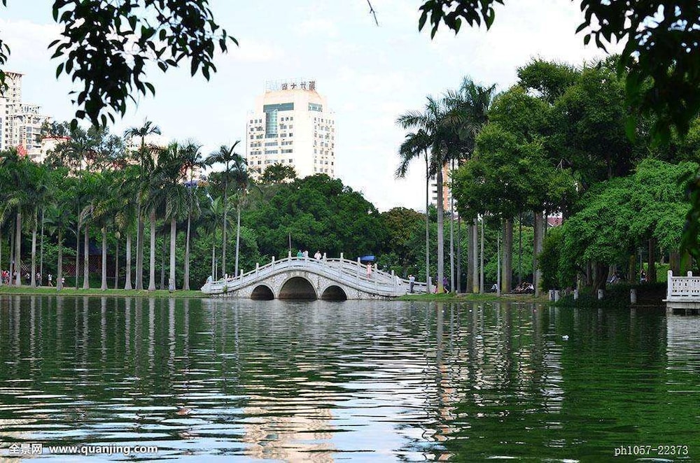 Ibis Chengdu Kehua 37/39