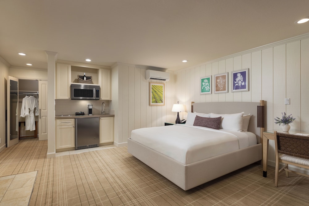 Premium, Studio, Suite, Mansion, King Bed