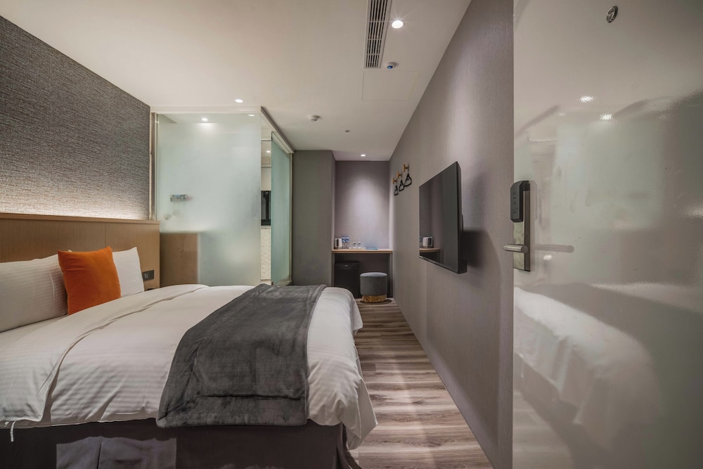 Fun Stay Inn Ximen 19/48