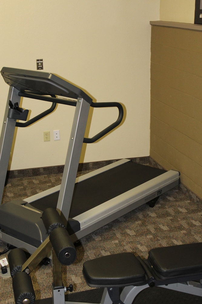CRYSTAL SPRINGS INN AND SUITES 22/39