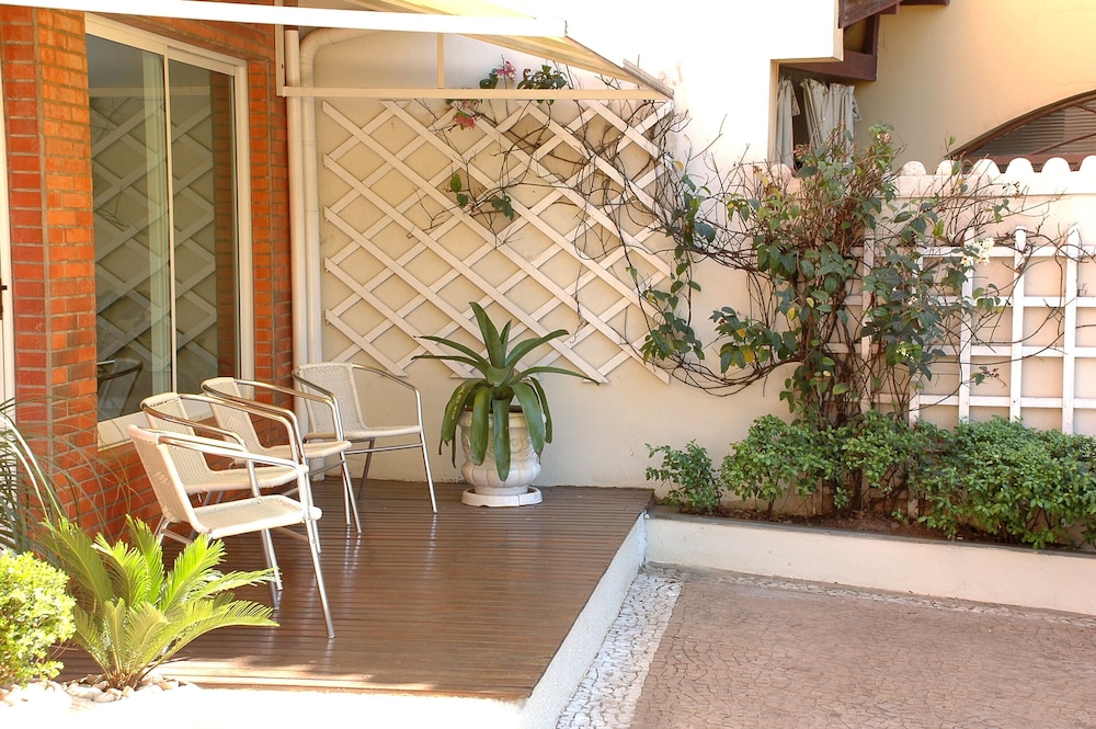 Hotel Jaguary 49/64