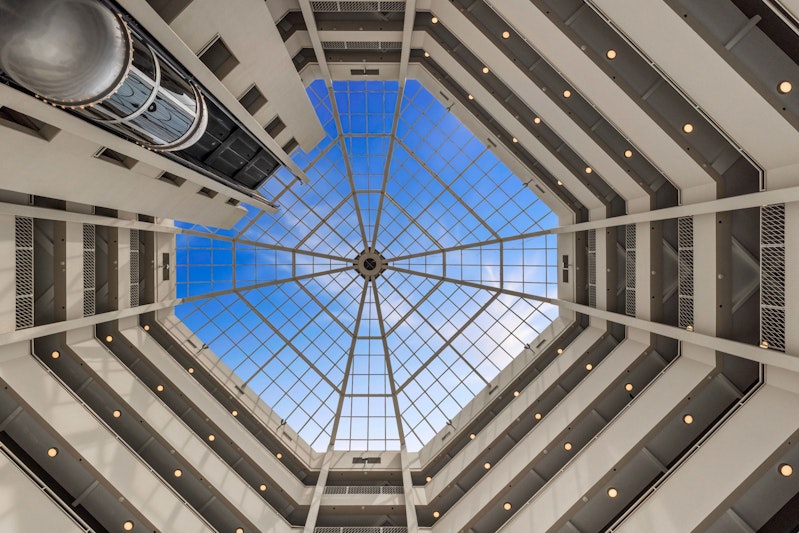 Crowne Plaza Suites Arlington 4/34