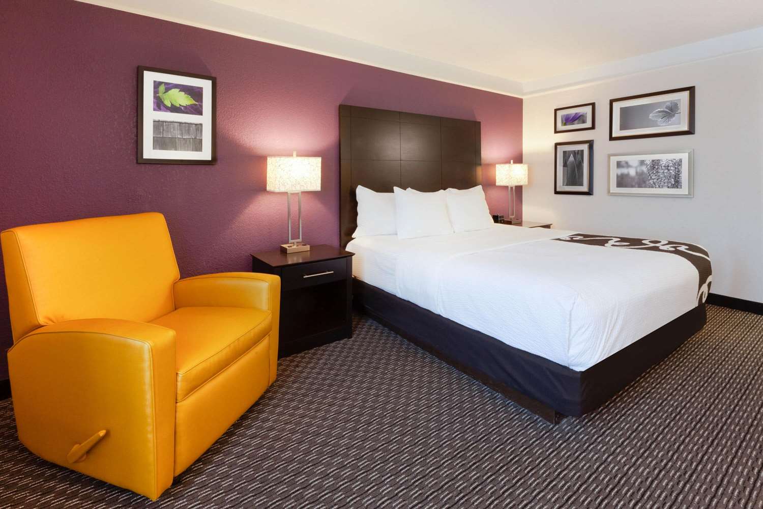 La Quinta Inn & Suites by Wyndham Detroit Utica 21/49