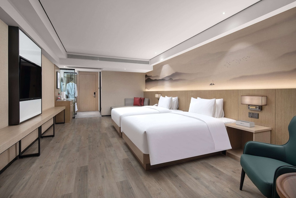 Ramada Encore by Wyndham Kunming Guandu 20/35