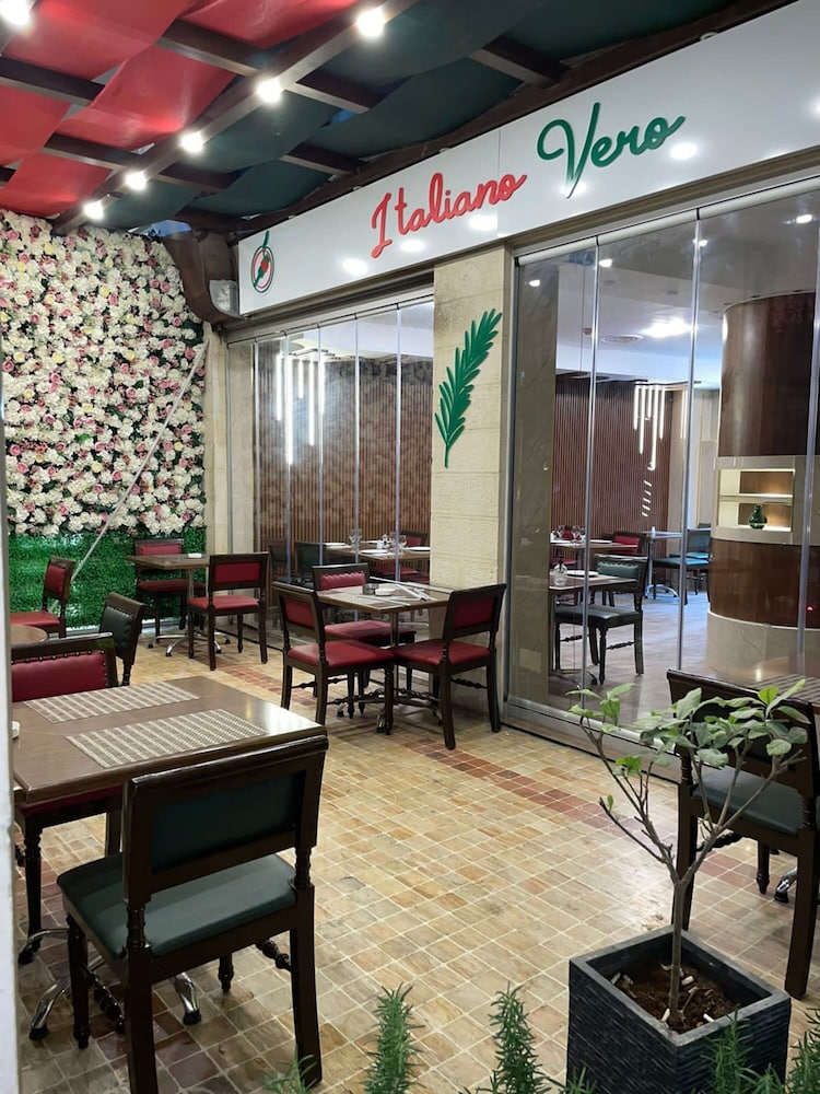 RUM HOTELS - AL WALEED 47/66