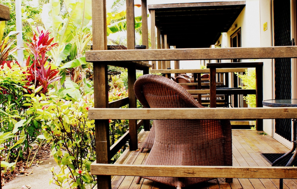 Wongai Beach Hotel 59/75
