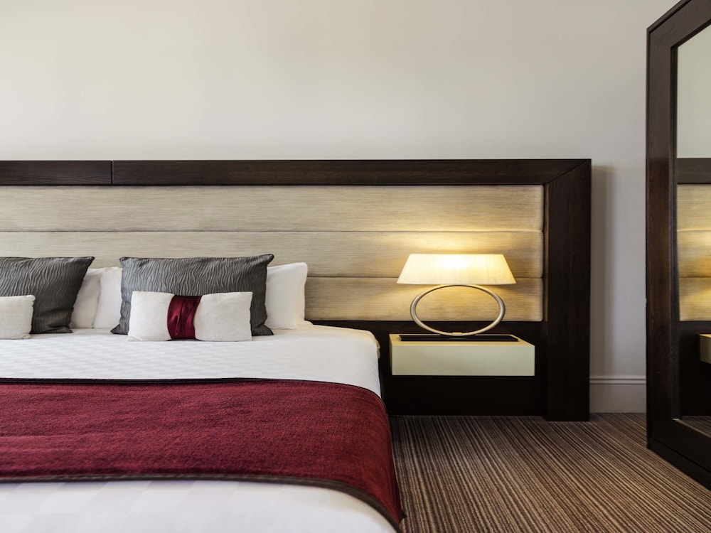 غرفة قياسية بسريرين منفصلين، Mercure Aberdeen Caledonian Hotel 4/7