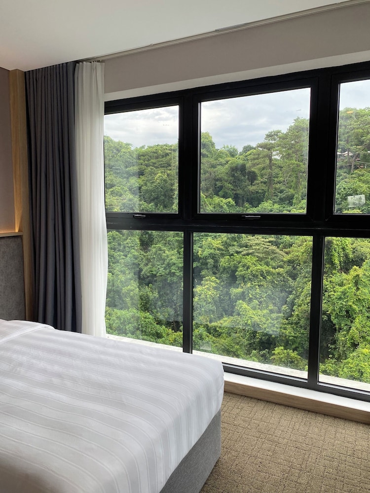 Wyndham Garden Legend Halong 21/50