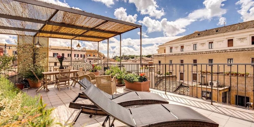Trastevere Attic with private terrace 4/19