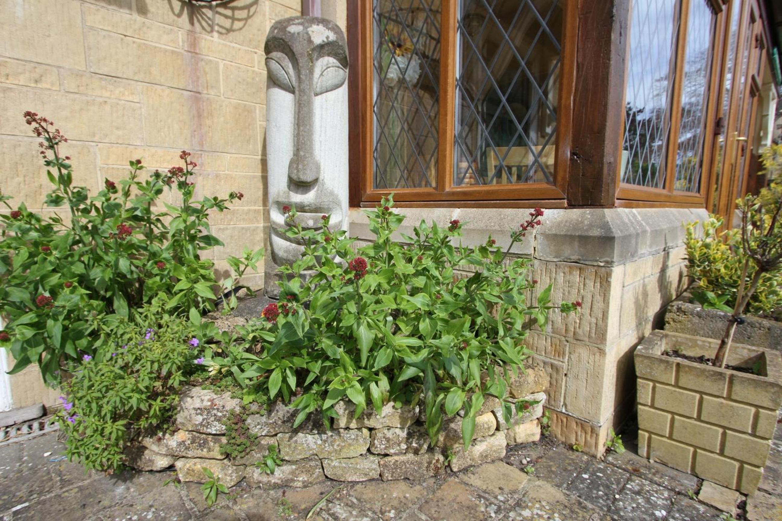 Meadow Rise Guest House 21/23