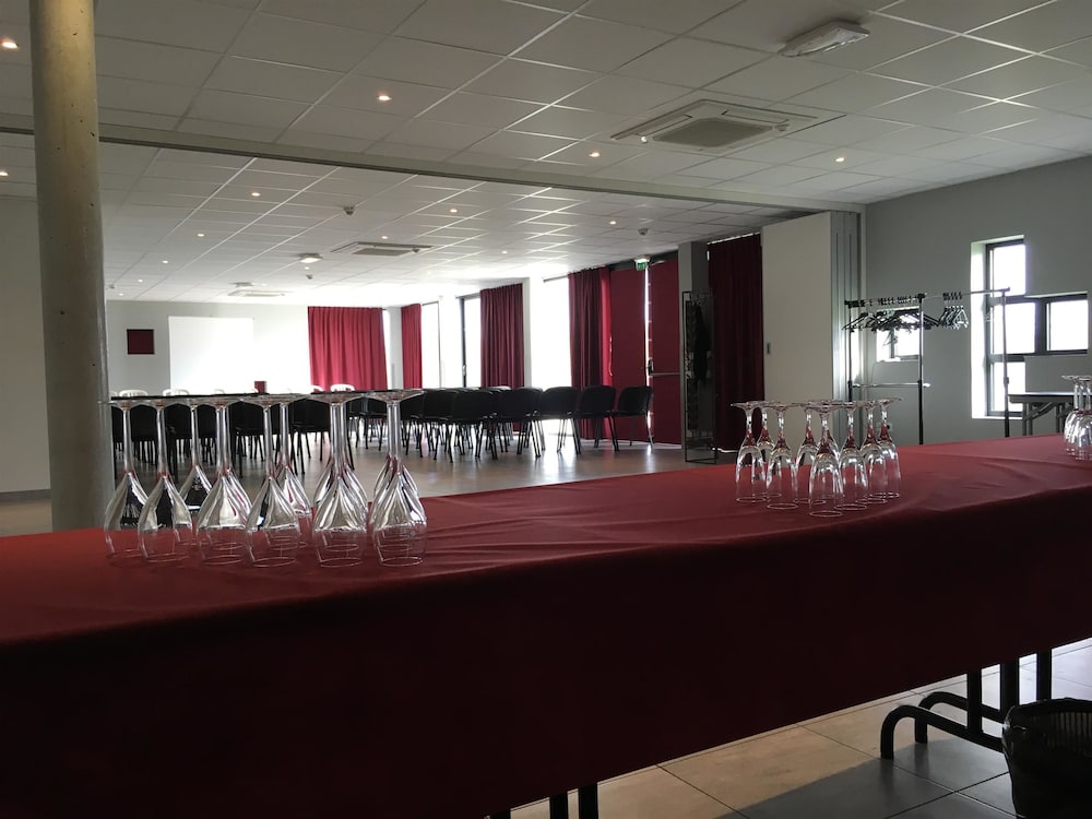 KYRIAD EVREUX - Netreville 21/29