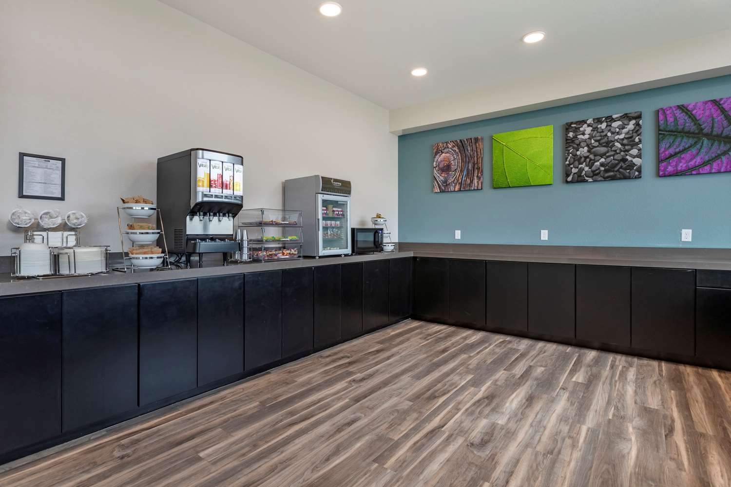 MainStay Suites Waukee-West Des Moines 7/27
