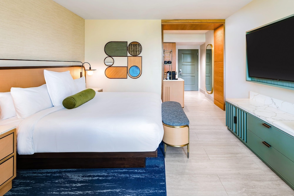 Rainforest, Collection, King Bed, Accessible