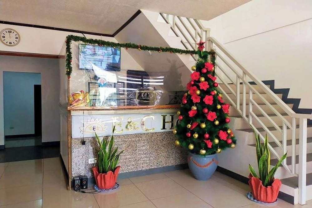 EC Hotel near Laoag Airport by ZUZU 7/34