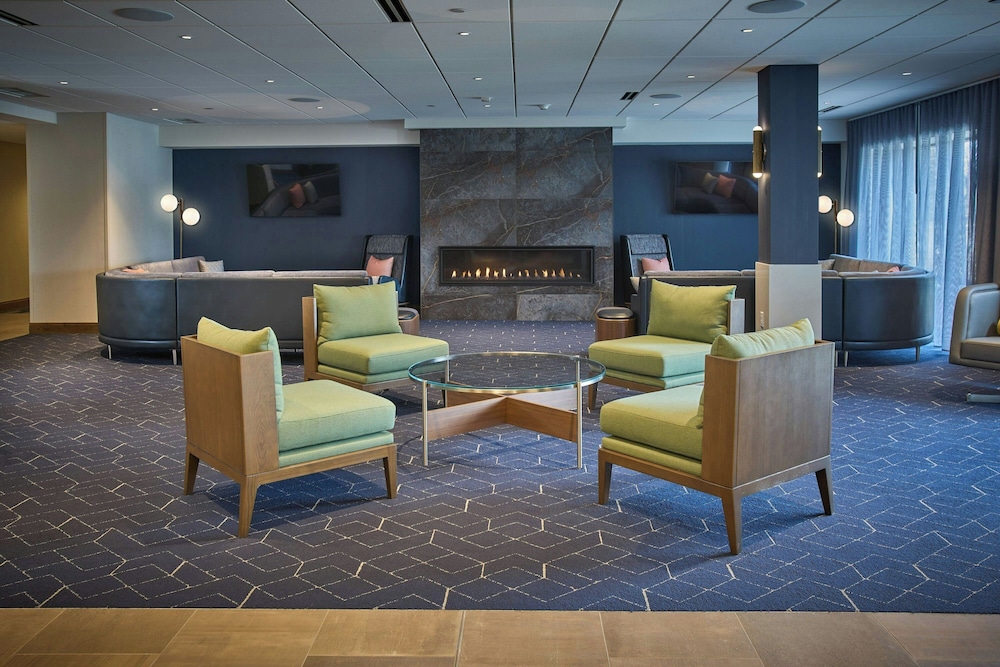 Courtyard By Marriott Wausau 26/44
