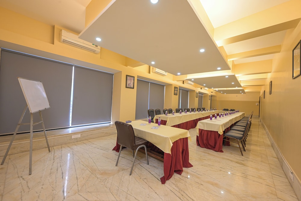 Hotel Aristro 34/50