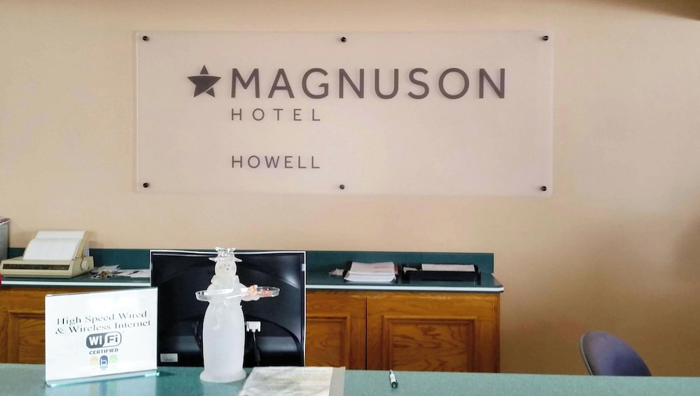 Magnuson Hotel Howell/Brighton 4/35