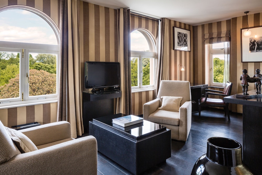 60 Hyde Park Gate Hotel 42/71