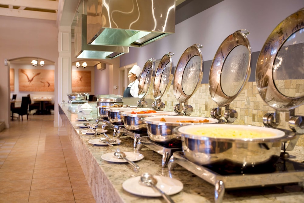 Caledon Hotel Spa And Casino 35/55