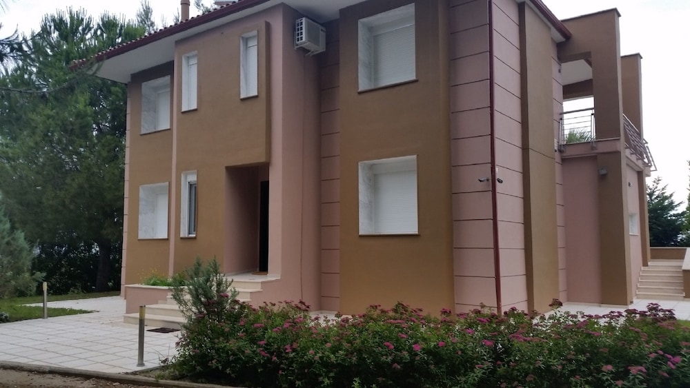 Luxurious Villa Anna Maria 1/50