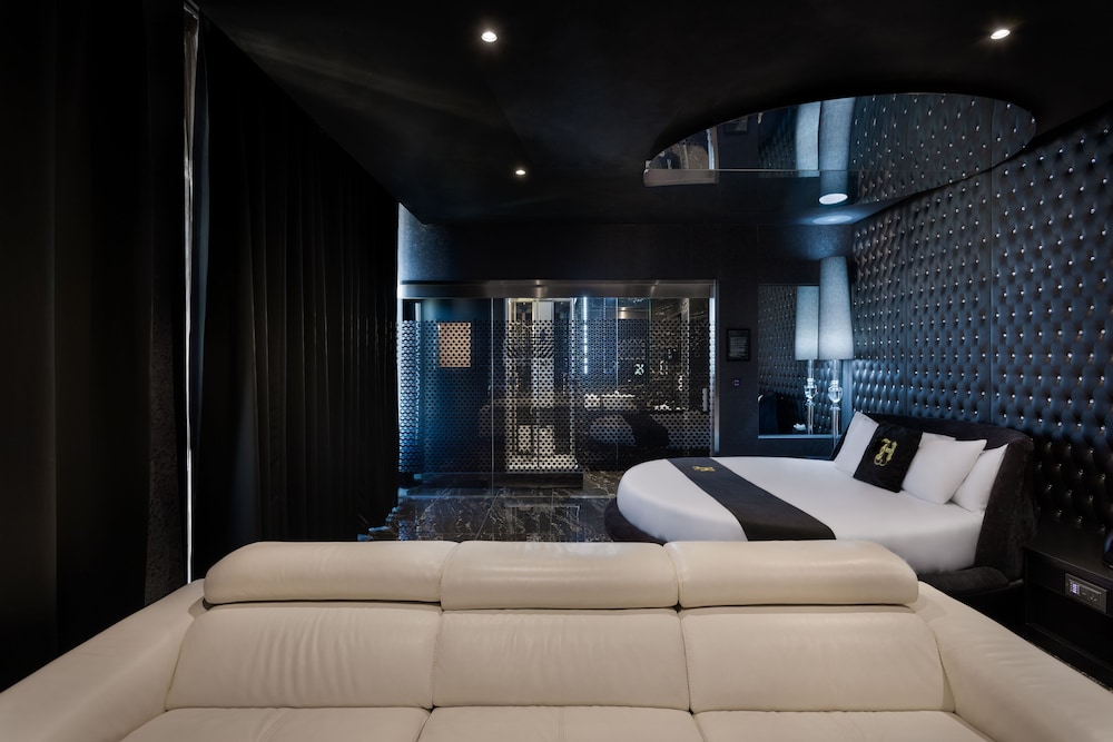 Hugos Boutique Hotel - Adults Only 55/76