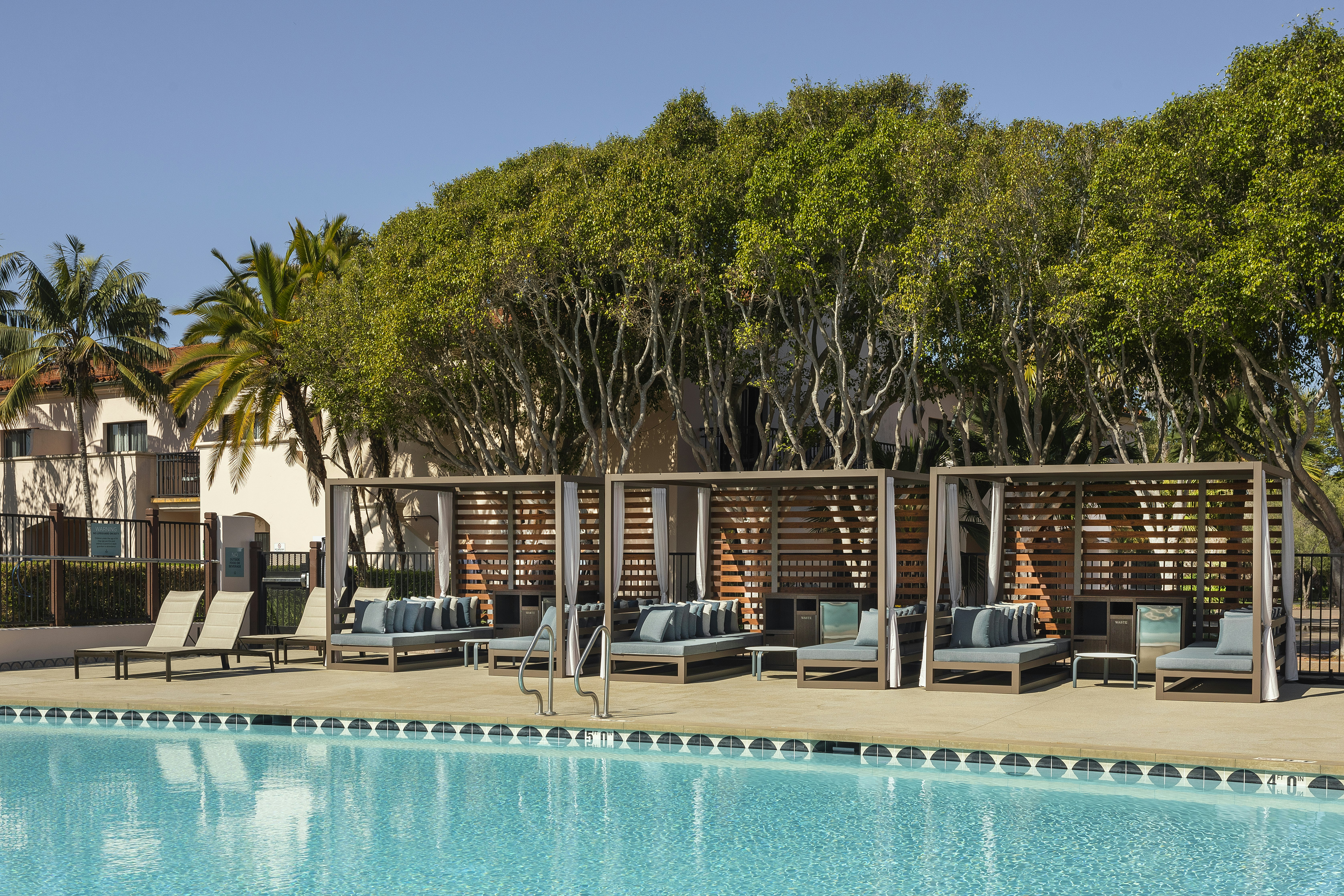 Hilton Santa Barbara Beachfront Resort 64/70